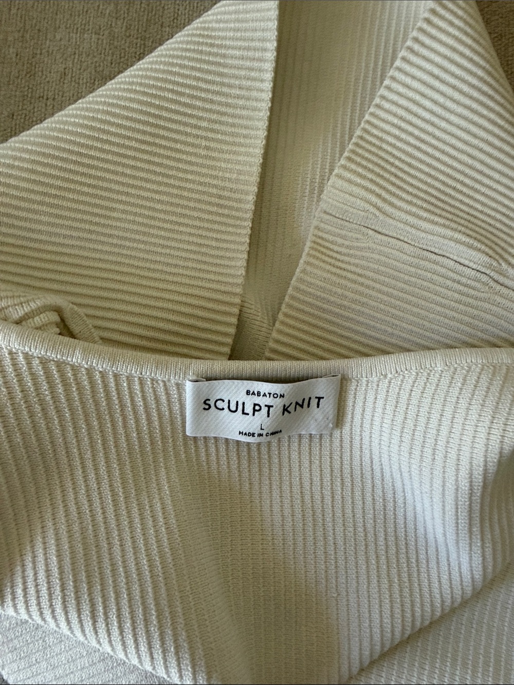 Aritzia Sculpt Knit Leading Top in Light Birch - Picture 6 of 6